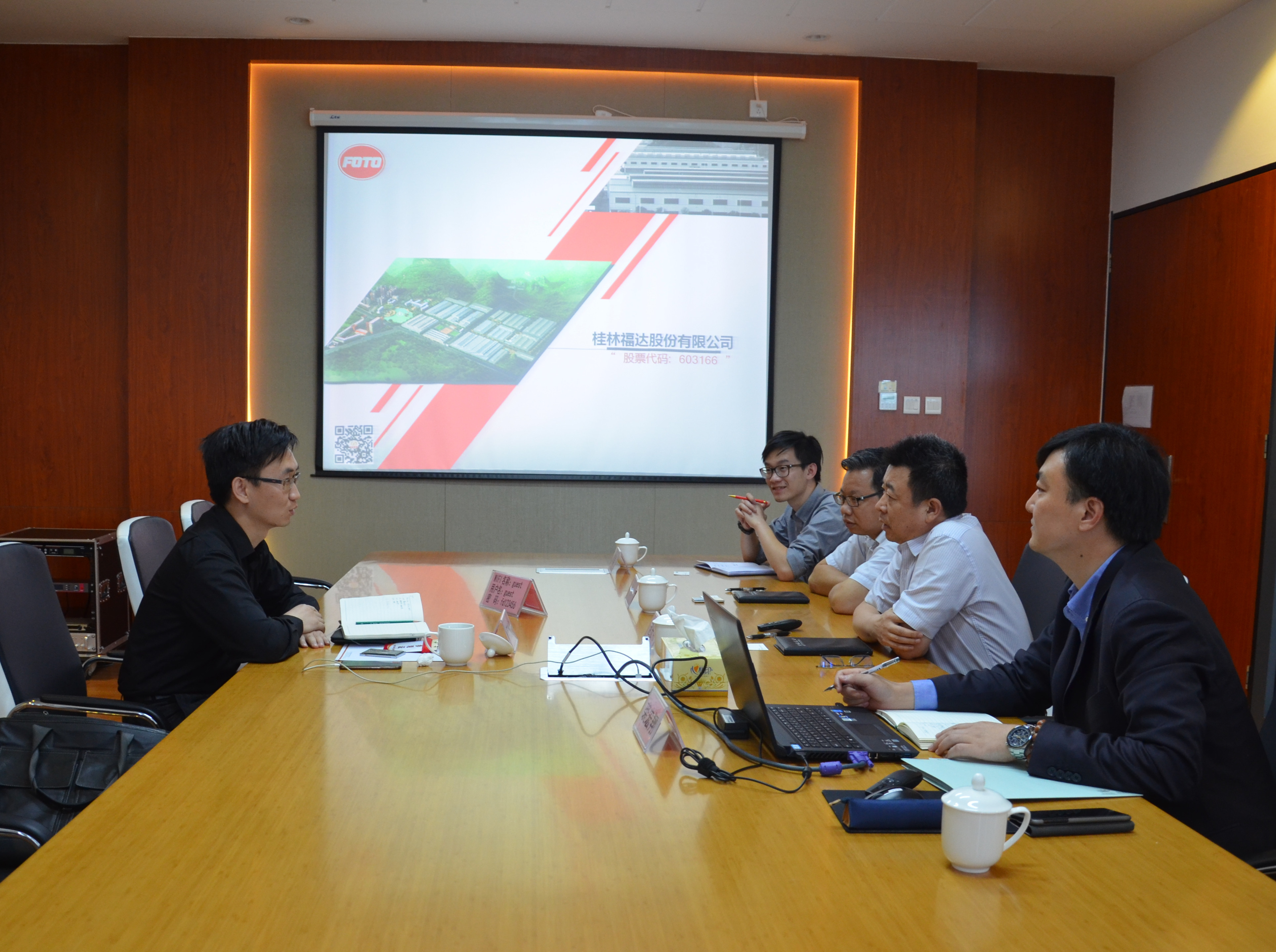 捷豹路虎中国公司到福达股份参观考察